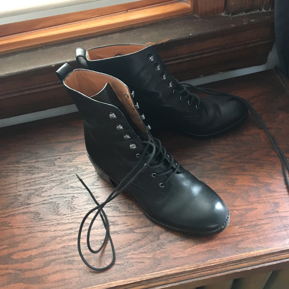 Madewell Patti lace-up boot black 8.5